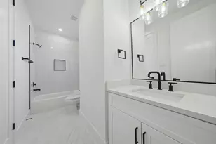 2632 Persa St, Houston, TX 77098 - Photo 32