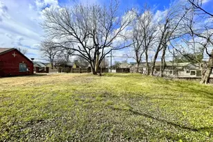 2818 Elysian St, Houston, TX 77009 - Photo 1