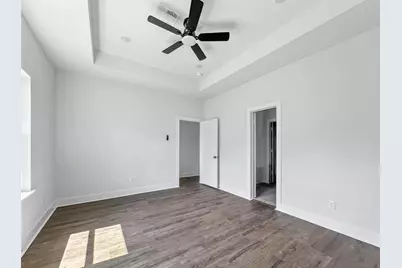 6010 Bobby Burns Street, Houston, TX 77028 - Photo 14