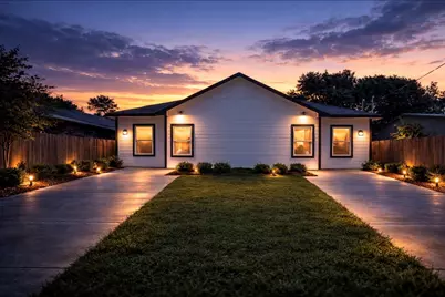 6010 Bobby Burns Street, Houston, TX 77028 - Photo 2