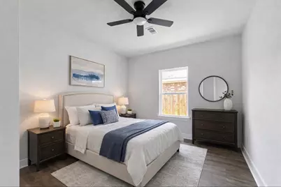 6010 Bobby Burns Street, Houston, TX 77028 - Photo 18