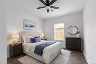 6010 Bobby Burns St, Houston, TX 77028 - Photo 18