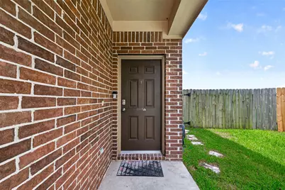 10619 Blithe Oak Court, Tomball, TX 77375 - Photo 6