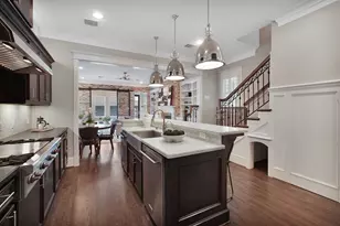 537 W 22nd St, Houston, TX 77008 - Photo 8