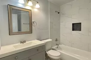 150 Huisache St, Lake Jackson, TX 77566 - Photo 12