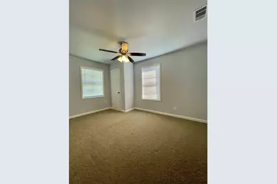 150 Huisache Street, Lake Jackson, TX 77566 - Photo 10