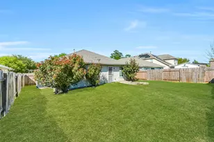 7450 Ida Wells Forest Dr, Houston, TX 77016 - Photo 30