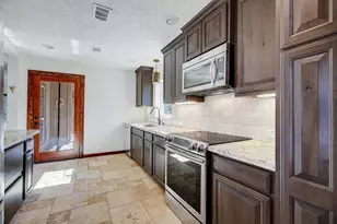 250 Jack Turner Rd, Cleveland, TX 77328 - Photo 14