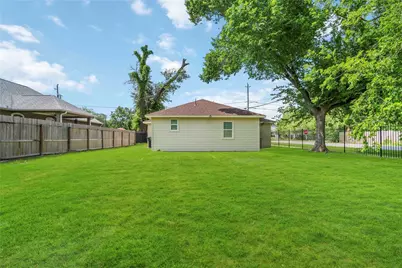798 Fair Street, Houston, TX 77088 - Photo 22