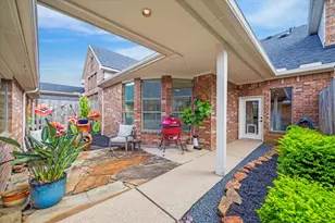 3310 Spring Landing Ln, Pearland, TX 77584 - Photo 12