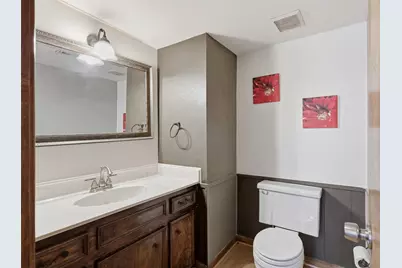 5214 Lawn Arbor Drive, Houston, TX 77066 - Photo 20
