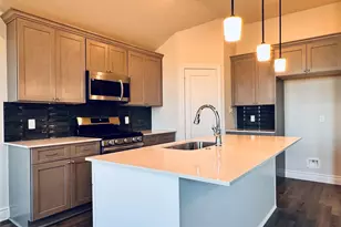 10250 Cabo del Sol Dr, Cleveland, TX 77327 - Photo 4