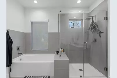 2222 Wavell Street, Houston, TX 77088 - Photo 18