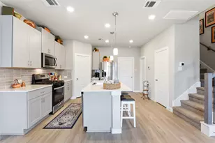 8412 Arden valley Ln, Houston, TX 77063 - Photo 10