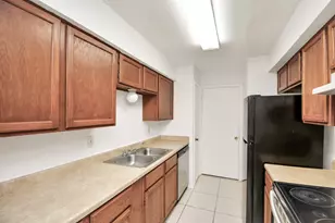 9700 Leawood Blvd, Houston, TX 77099 - Photo 14