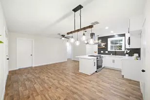 6418 Silver Chalice Dr, Houston, TX 77088 - Photo 22