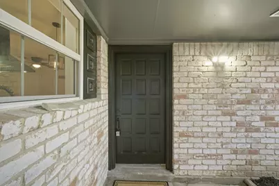 6418 Silver Chalice Drive, Houston, TX 77088 - Photo 14