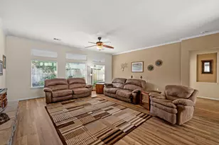 13518 Pemberwick Park Ln, Houston, TX 77070 - Photo 16