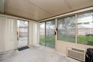 522 7th St, Sugar Land, TX 77498 - Photo 42