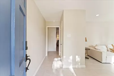11314 Hillcroft Avenue, Houston, TX 77035 - Photo 8
