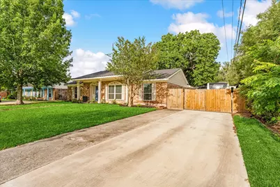 11314 Hillcroft Avenue, Houston, TX 77035 - Photo 2