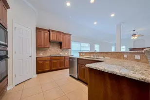 3318 Thistlegrove Ln, Sugar Land, TX 77498 - Photo 16