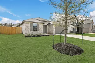 768 Kirby Lk Dr, Conroe, TX 77303 - Photo 2