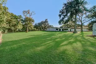 116 Laughlin Rd, Eagle Lake, TX 77434 - Photo 8