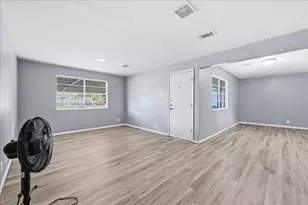 4935 Bruce Dr, Beaumont, TX 77708 - Photo 6