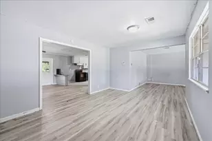 4935 Bruce Dr, Beaumont, TX 77708 - Photo 8