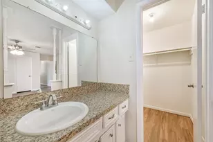 2230 E Clare St, Deer Park, TX 77536 - Photo 20