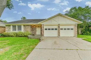 2230 E Clare St, Deer Park, TX 77536 - Photo 2