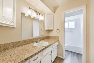 2230 E Clare St, Deer Park, TX 77536 - Photo 20