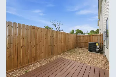 866 Rachel Street #E, Houston, TX 77091 - Photo 36