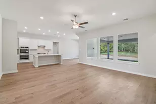 13524 Caldwell St, Conroe, TX 77303 - Photo 4