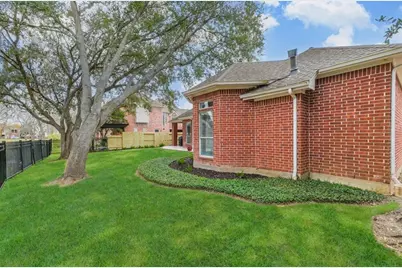 1715 Forestlake Drive, Sugar Land, TX 77479 - Photo 38