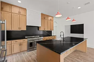 1863 Jones Dr, Alvin, TX 77511 - Photo 10