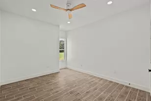 1863 Jones Dr, Alvin, TX 77511 - Photo 36