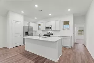 3053 Pampaneria Dr, Conroe, TX 77301 - Photo 10