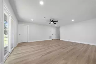5102 Tavenor Ln, Houston, TX 77048 - Photo 14