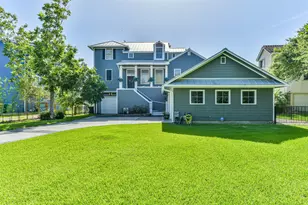 605 Quintana Roo Pl, Seabrook, TX 77586 - Photo 2