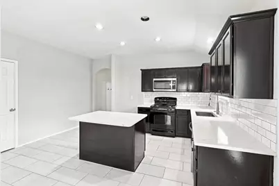 2913 Landing Edge Lane, League City, TX 77539 - Photo 10