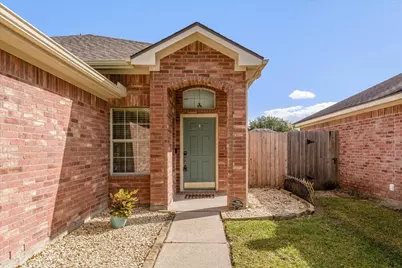 104 Laurel Meadow Court, La Marque, TX 77568 - Photo 10