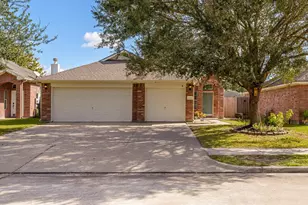 104 Laurel Meadow Ct, La Marque, TX 77568 - Photo 4