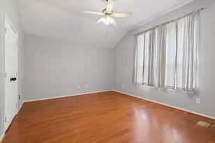 104 Laurel Meadow Ct, La Marque, TX 77568 - Photo 14