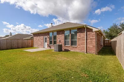 104 Laurel Meadow Court, La Marque, TX 77568 - Photo 32