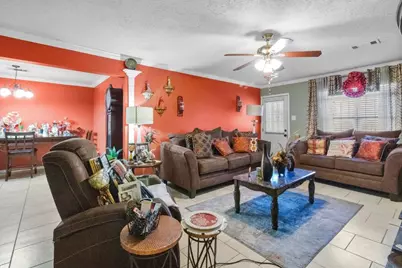 5227 Honeyvine Drive, Houston, TX 77048 - Photo 2