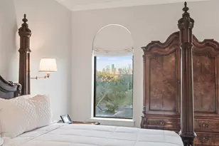 2221 Welch St, Houston, TX 77019 - Photo 8