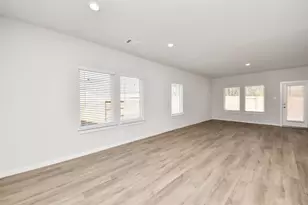 6808 Hart Oak Ct, Conroe, TX 77304 - Photo 8