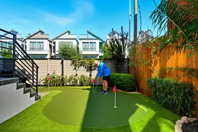 1436 W 24th Street, Houston, TX 77008 - Photo 4